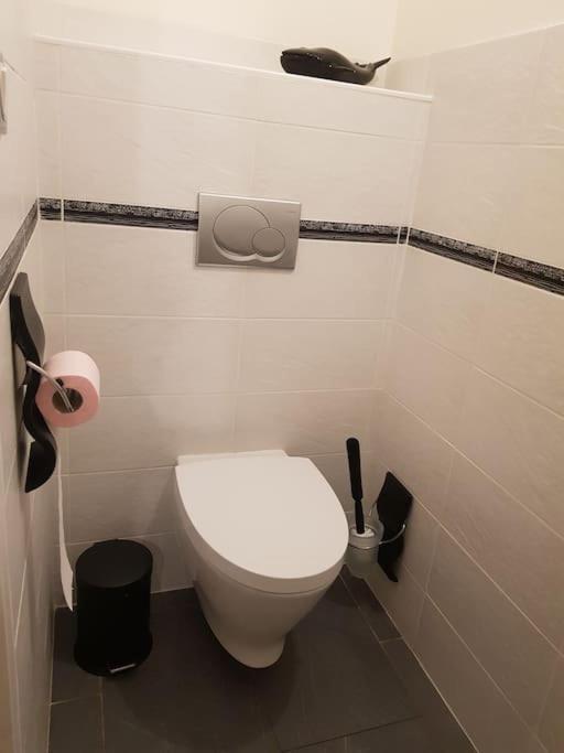 9 Pers 160 M² +Jardin- 10Mn Nantes -30Mn Mer Bouguenais Εξωτερικό φωτογραφία