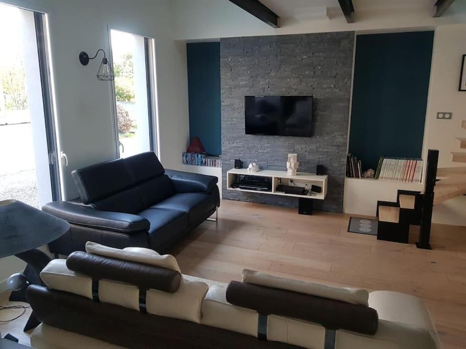 9 Pers 160 M² +Jardin- 10Mn Nantes -30Mn Mer Bouguenais Εξωτερικό φωτογραφία