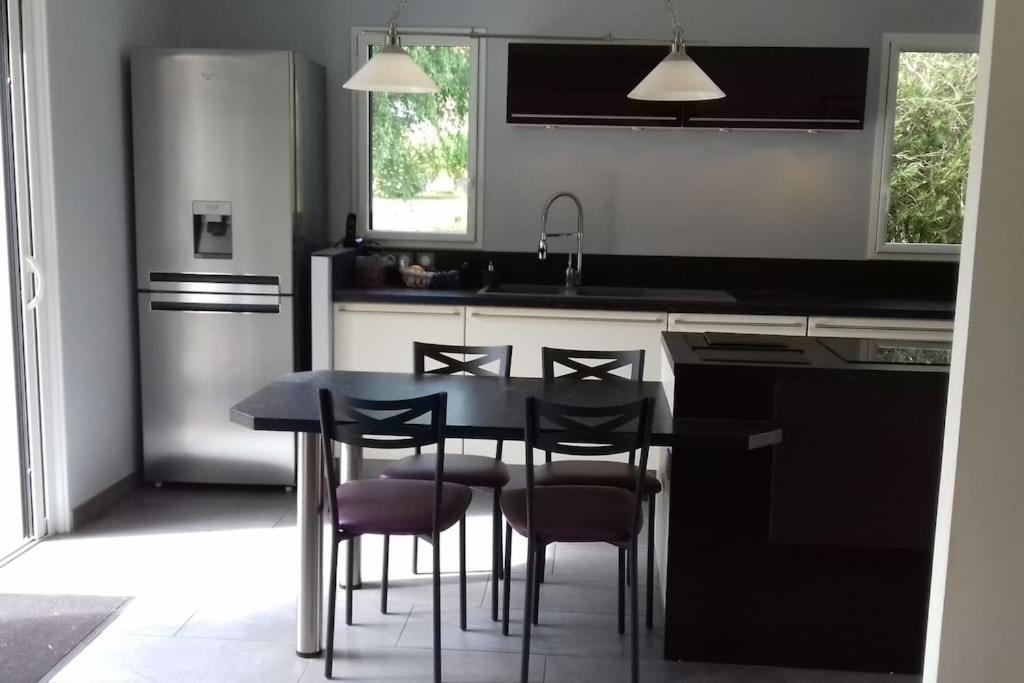 9 Pers 160 M² +Jardin- 10Mn Nantes -30Mn Mer Bouguenais Εξωτερικό φωτογραφία